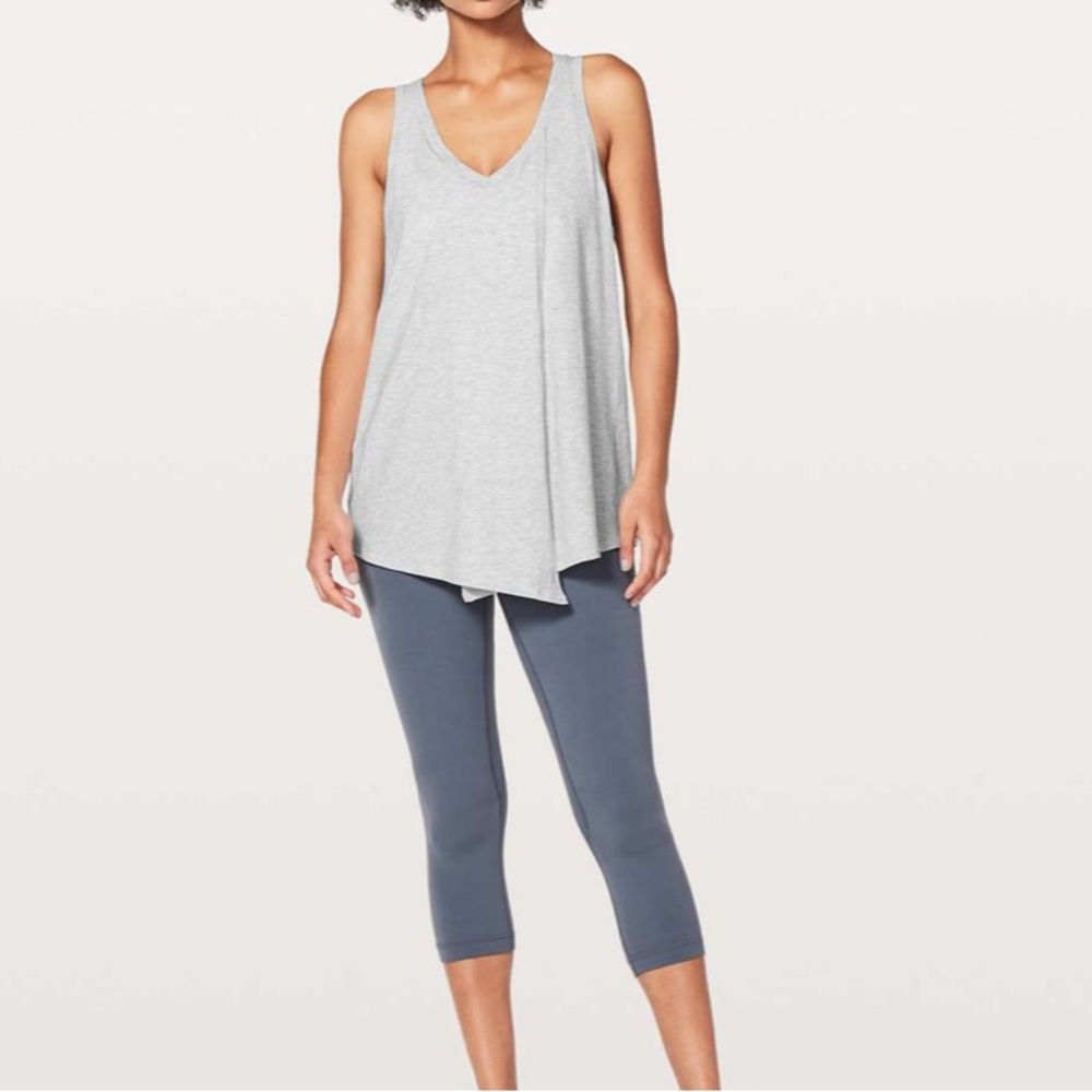 Lululemon Knot A Problem Tank Heathered Core Ultra Light Grey Size 10 - Picture 3 of 12
